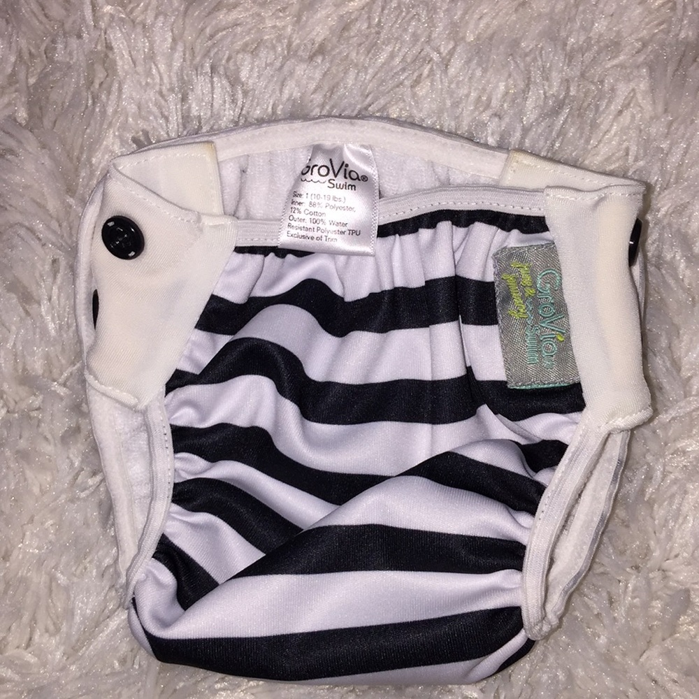 Gro Via Navy Stripe Swim Diaper Size 1 (10-19 lbs)